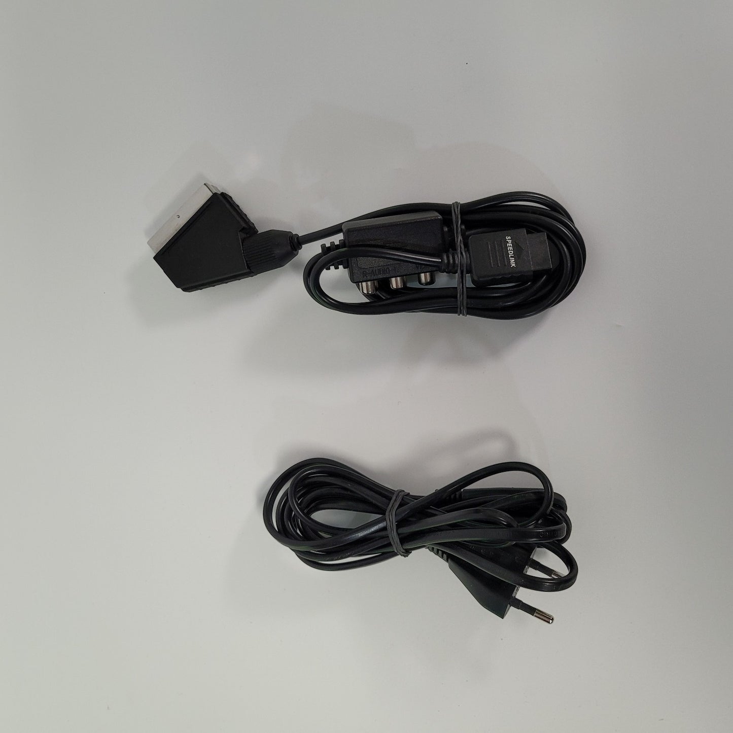 Sony Playstation 2 Slim Konsole mit Controller und Spiel | Refurbished