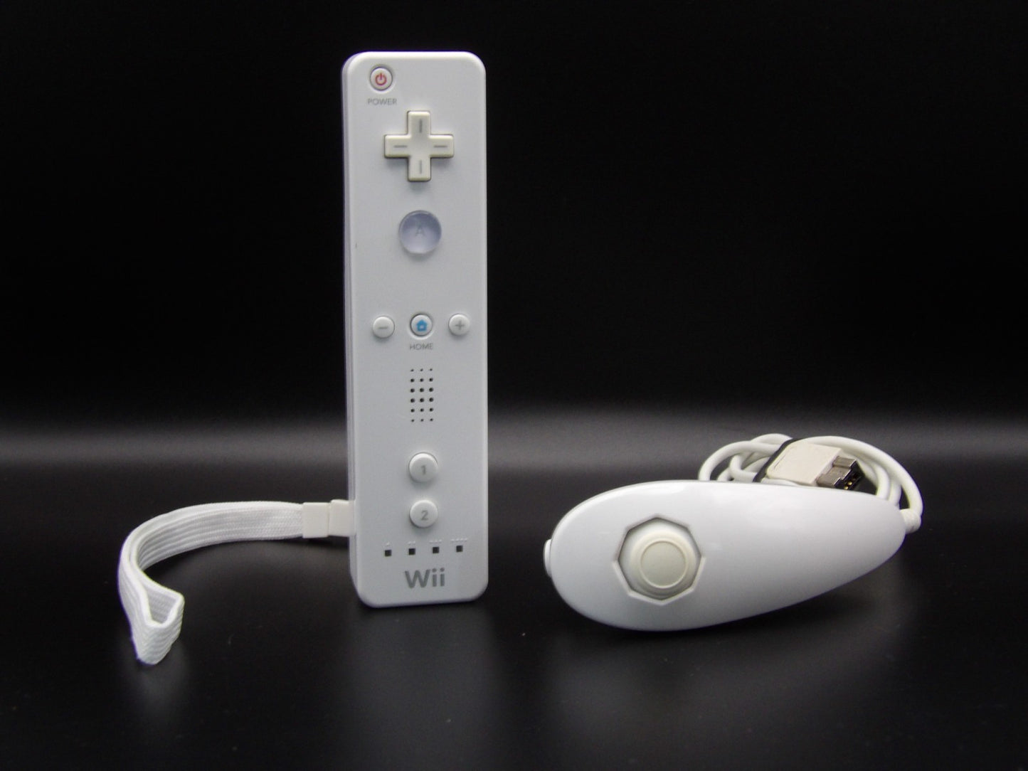 Nintendo Wii Bundle mit Zubehör + Remote | Refurbished