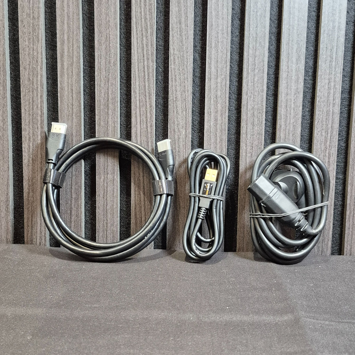 Sony PlayStation 3 Zubehör mit HDMI-Kabel USB-Kabel und Stromkabel