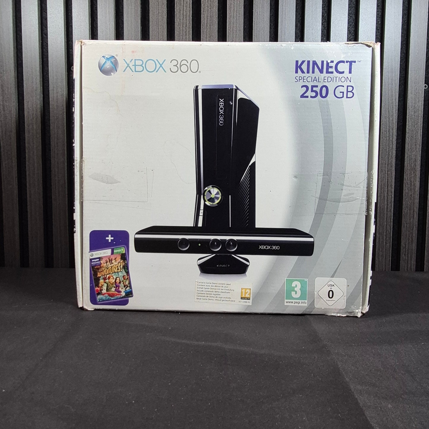 Xbox 360 S Kinect Special Edition 250GB – Originalverpackung