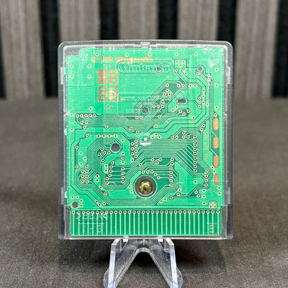 Rückseite des Game Boy Color Moduls mit Seriennummer und Platine