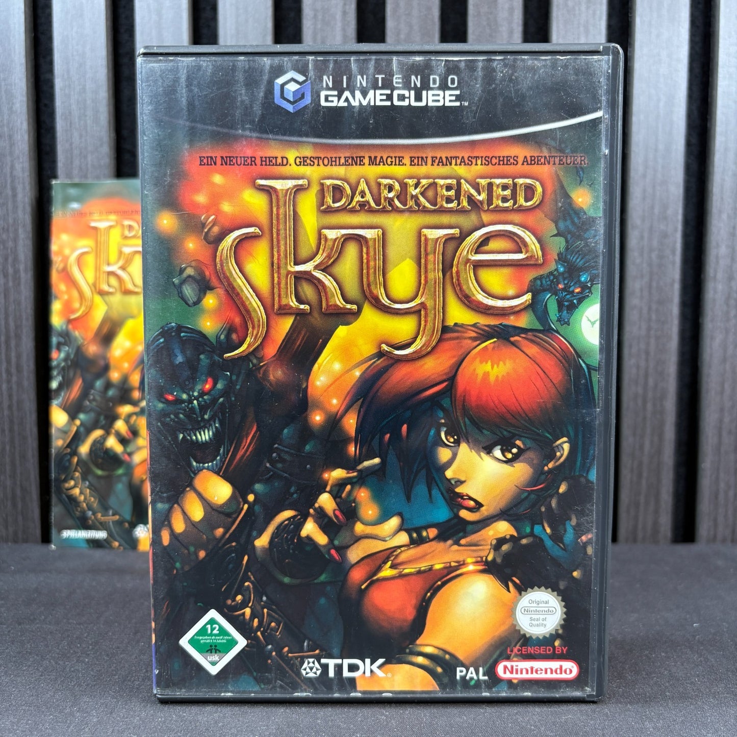Darkened Skye Nintendo GameCube Cover Vorderseite
