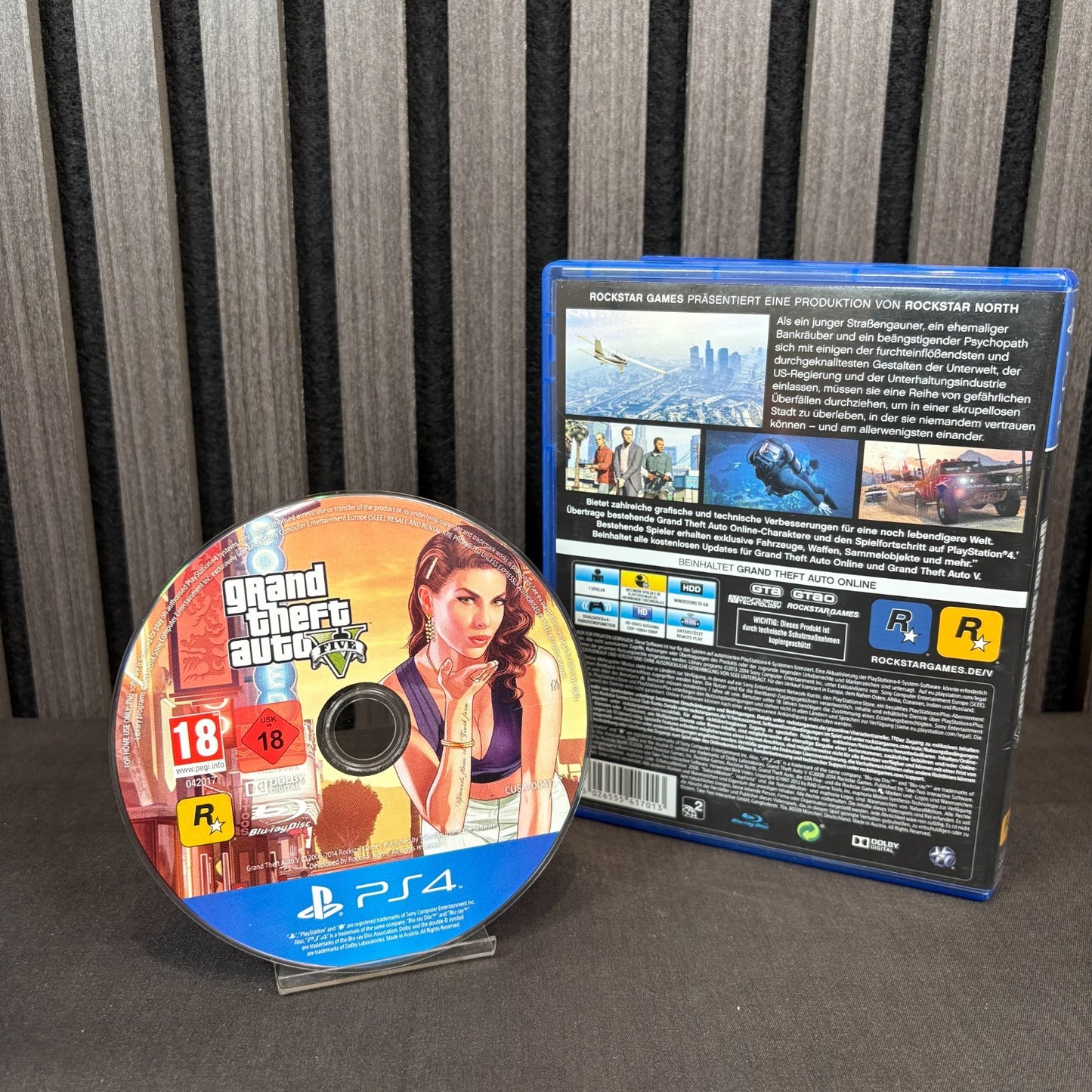 GTA V PS4 Rückseite der PAL-Version