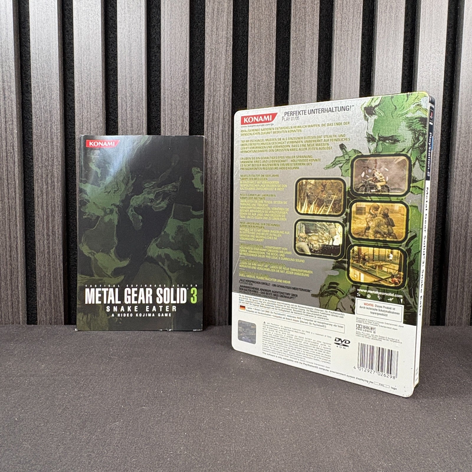 Rückseite von Metal Gear Solid 3 Snake Eater PS2 PAL mit Lösungsbuch