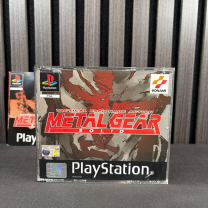 Detailansicht von Metal Gear Solid PS1 Cover und Hülle