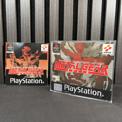 Metal Gear Solid PS1 PAL CIB Vorderseite mit Originalhülle