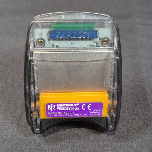 Nintendo 64 Transfer Pak NUS-019 – Nintendo 64 – Zustand Akzeptabel – Vorderseite – NEVO Store