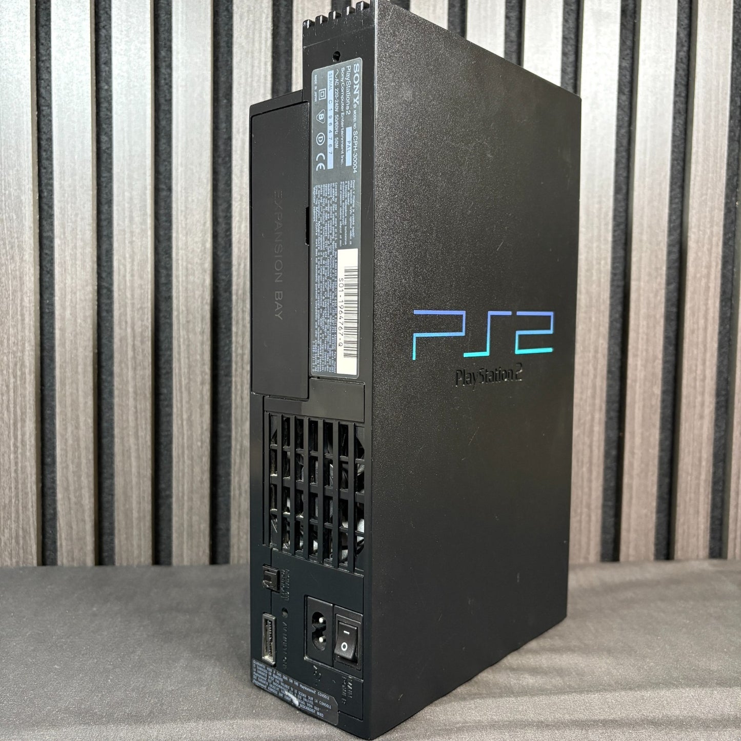 PlayStation 2 FAT Konsole Anschlüsse und Details