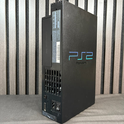 PlayStation 2 FAT Konsole Anschlüsse und Details