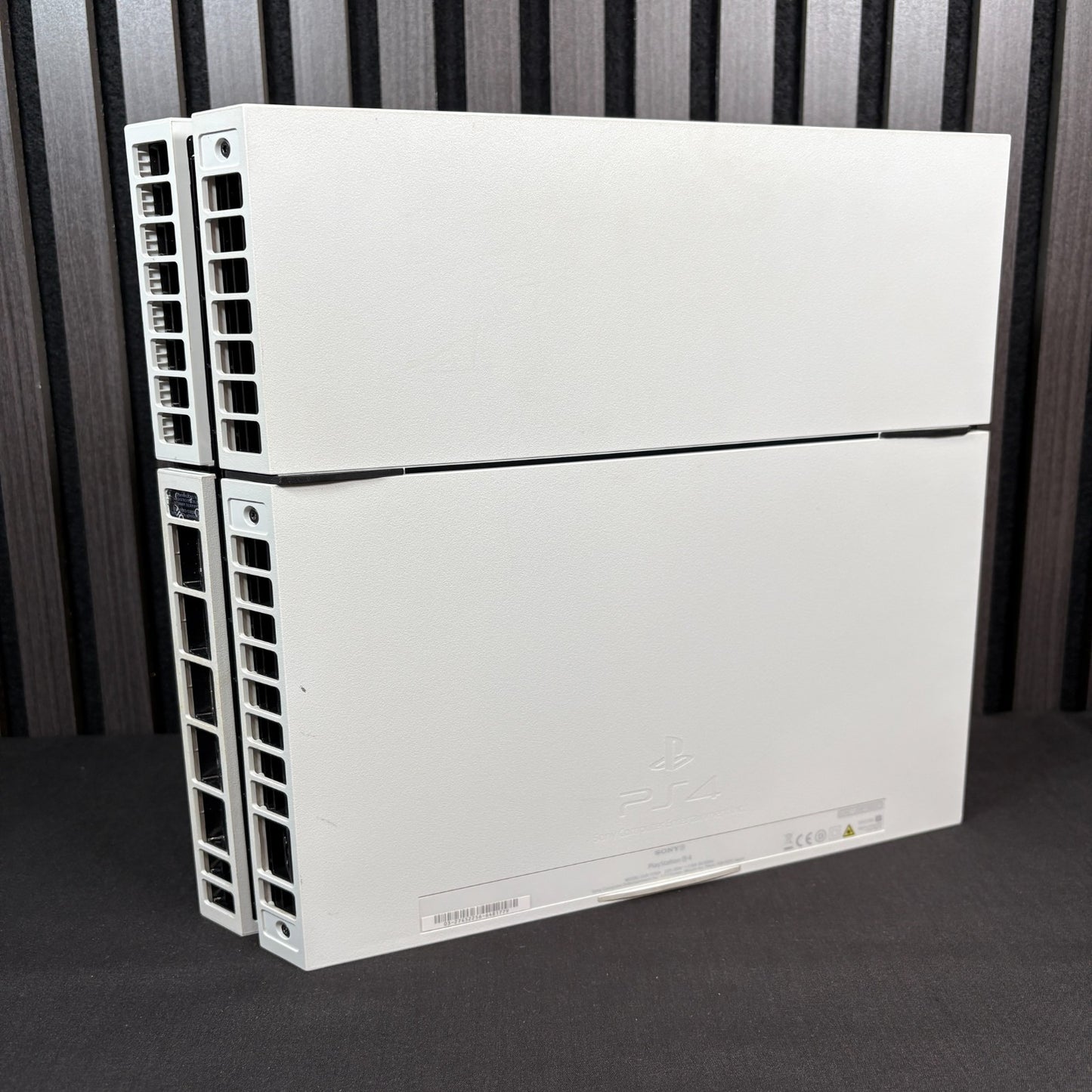 PlayStation 4 Konsole Weiß 500GB Rückseite Anschlüsse