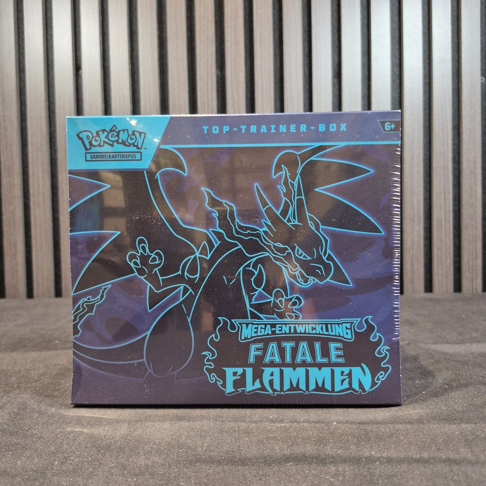 Pokémon Mega Evolution Fatal Flames ETB German versiegelte Vorderansicht