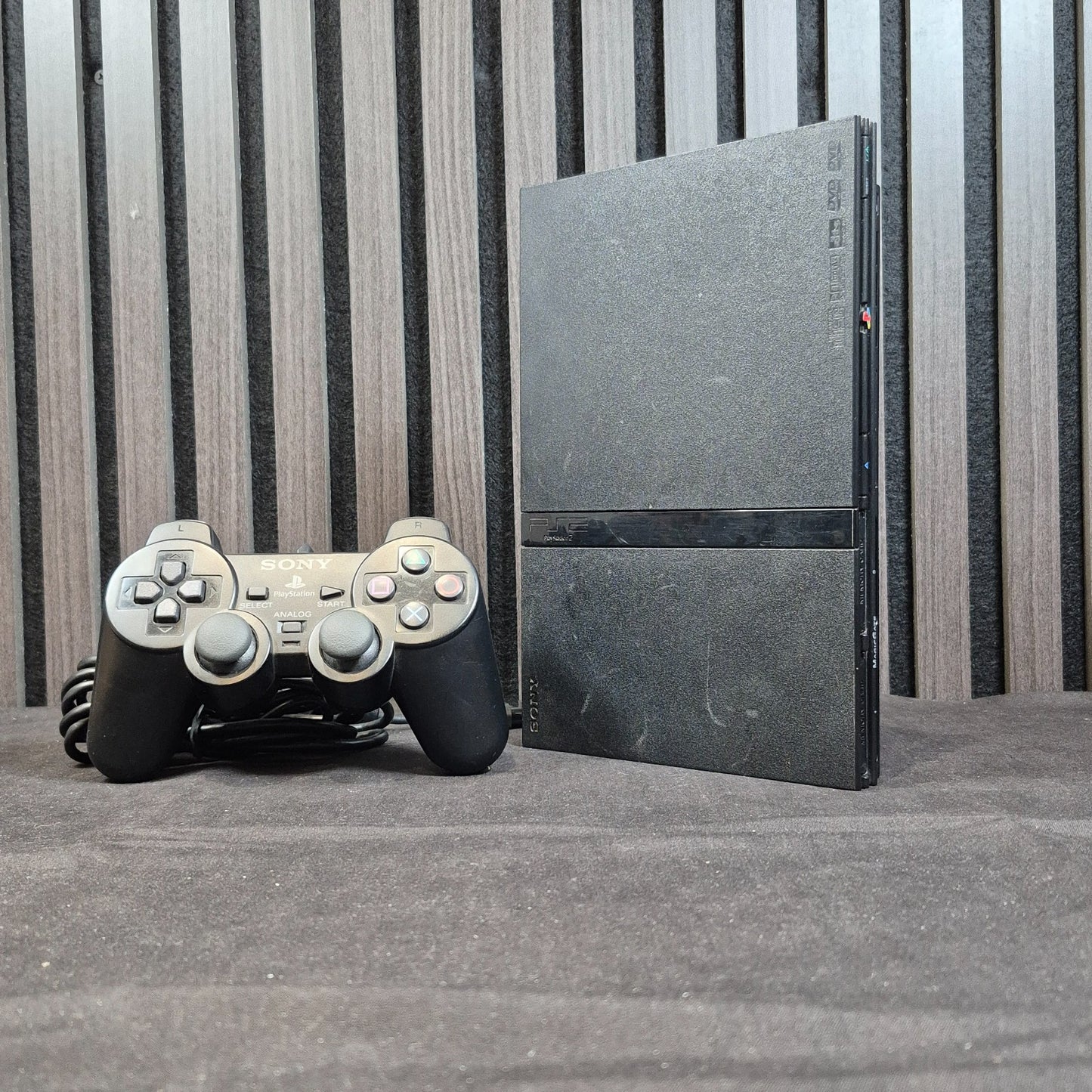 Sony PlayStation 2 Slim Konsole Schwarz mit Controller im kompletten Set