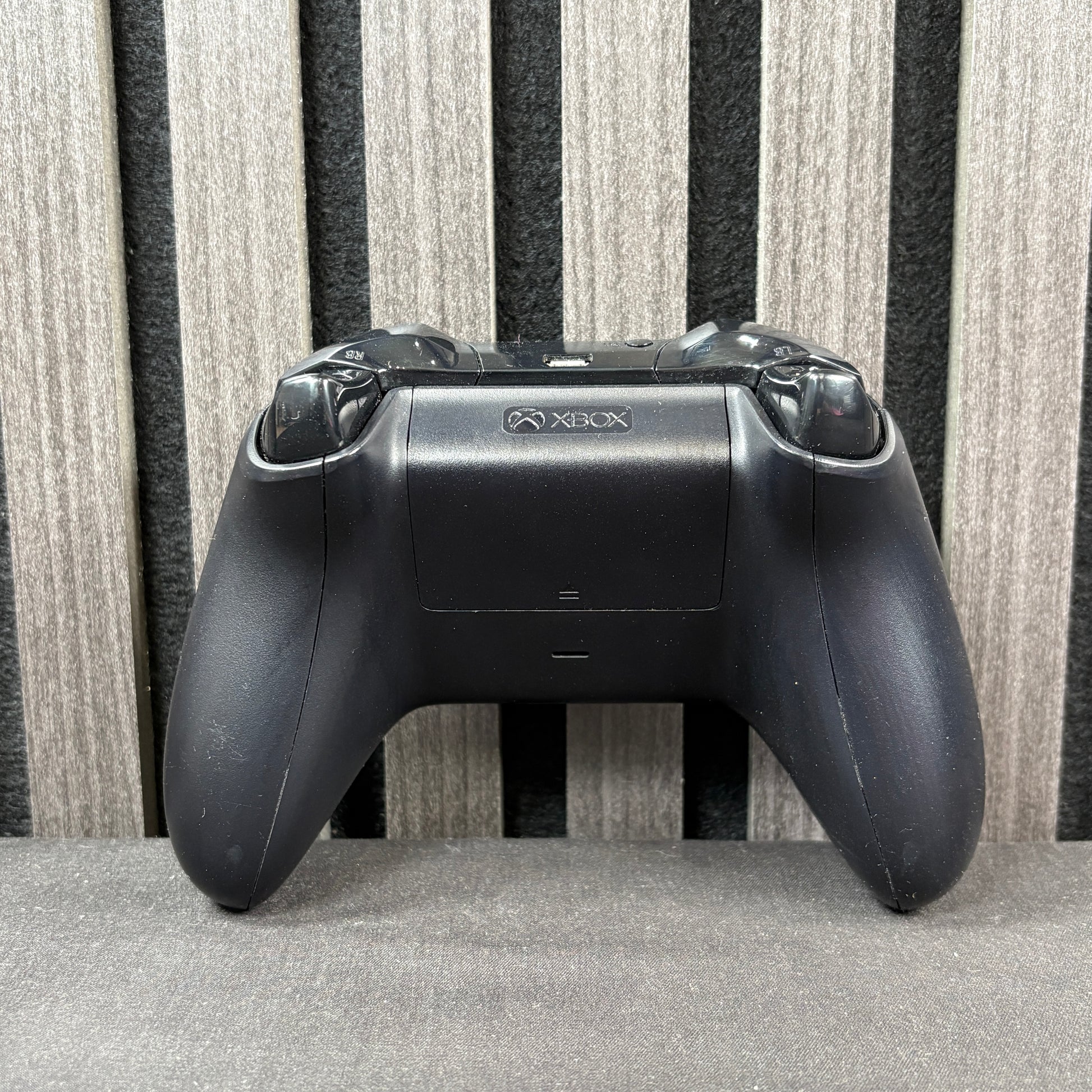 Xbox One Controller Schwarz Rückseite